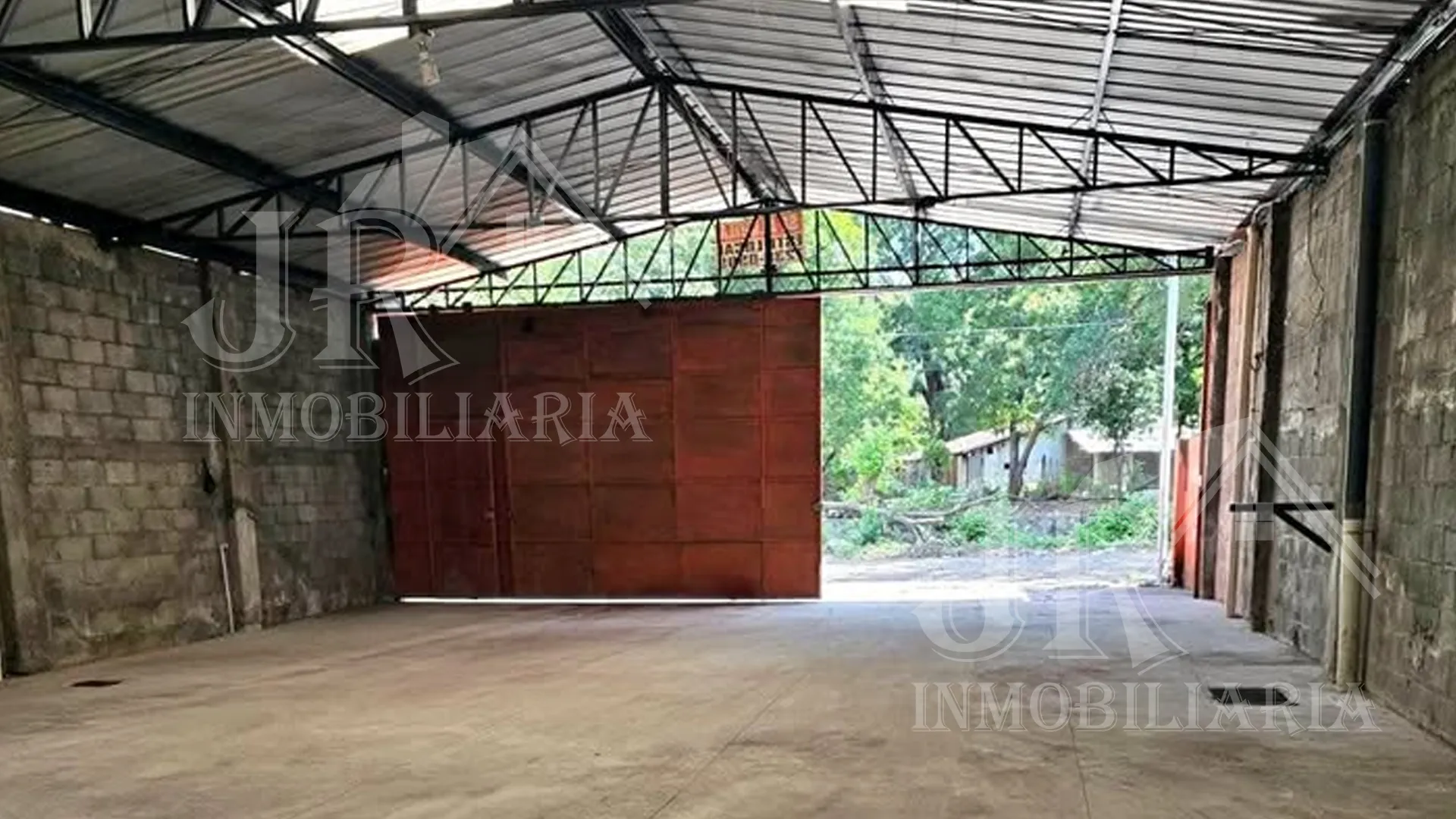 Se Alquila o se Vende Bodega en Colonia Dolores